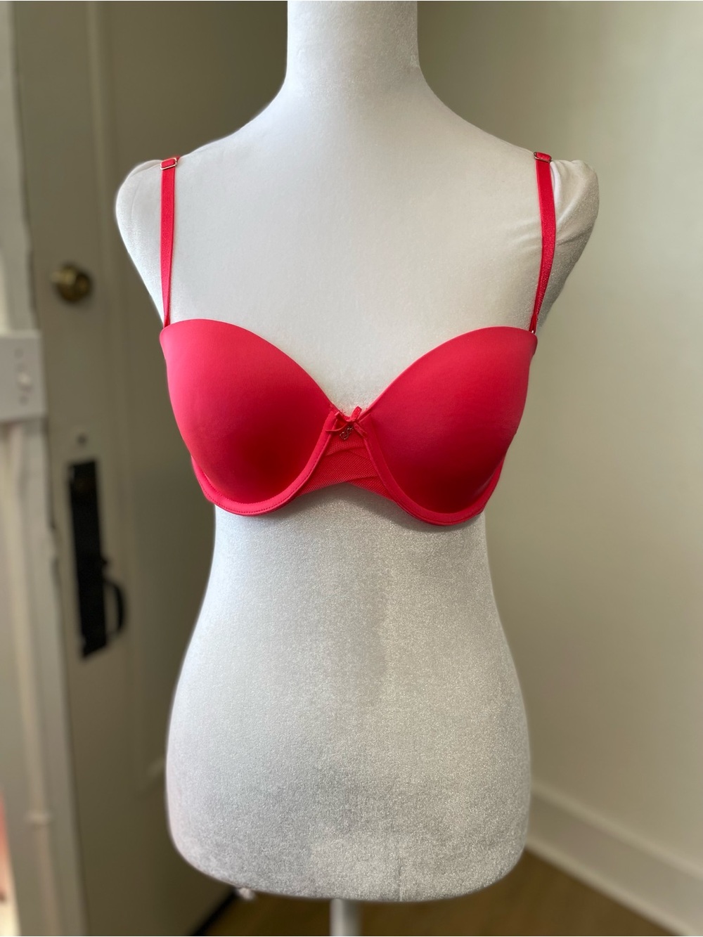 Victoria Secret Pink Padded Underwire Bra